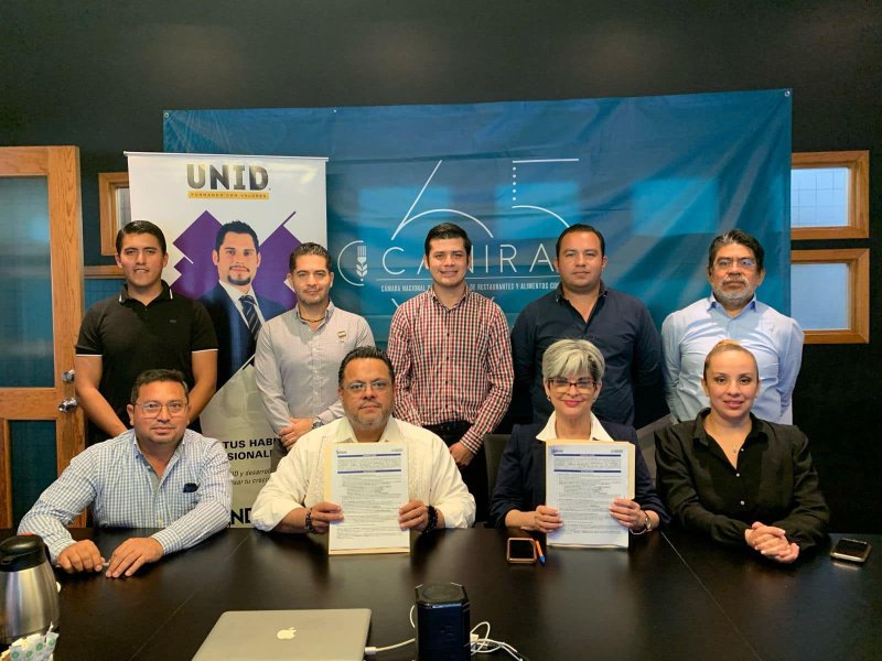 La UNID Campus Cancún y Canirac Cancún firman convenio para fortalecer lazos empresariales y académicos.