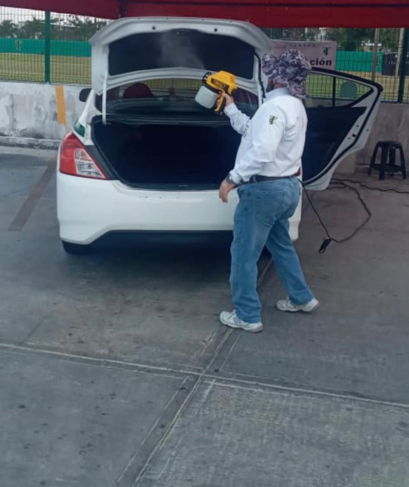 Labor de fumigación permanente a taxis de Cancún