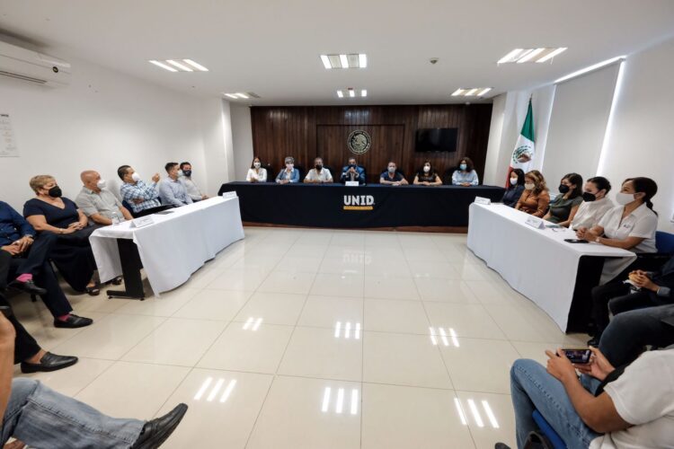 Lanzan empresarios iniciativa “Quintana Roo al 100” para incentivar vacunación contra Covid-19