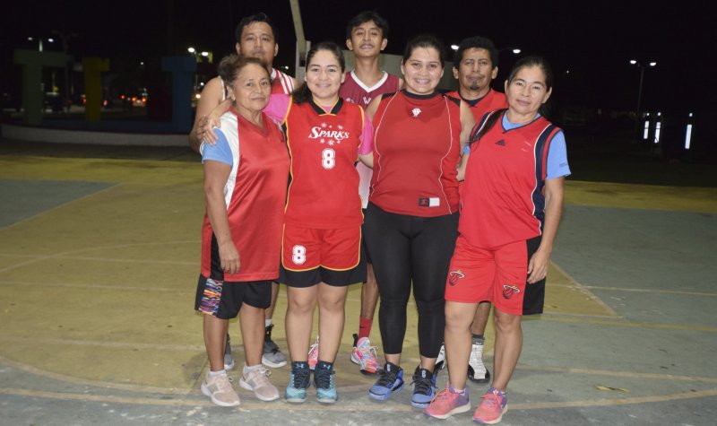 Linces campeones en la Liga Mixta de Baloncesto