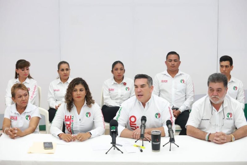LLAMA LESLIE HENDRICKS RUBIO A SUS CONTRINCANTES A SUMARSE A SU PROYECTO