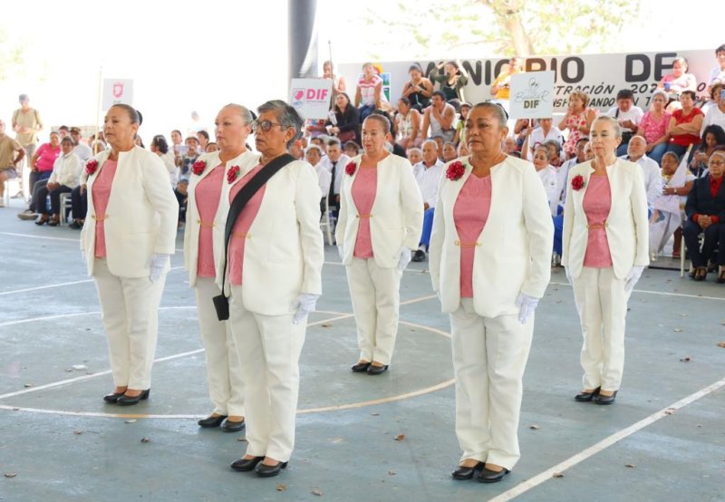 Lleva a cabo DIF Quintana Roo su Concurso Estatal de Escoltas de Personas Mayores 2023