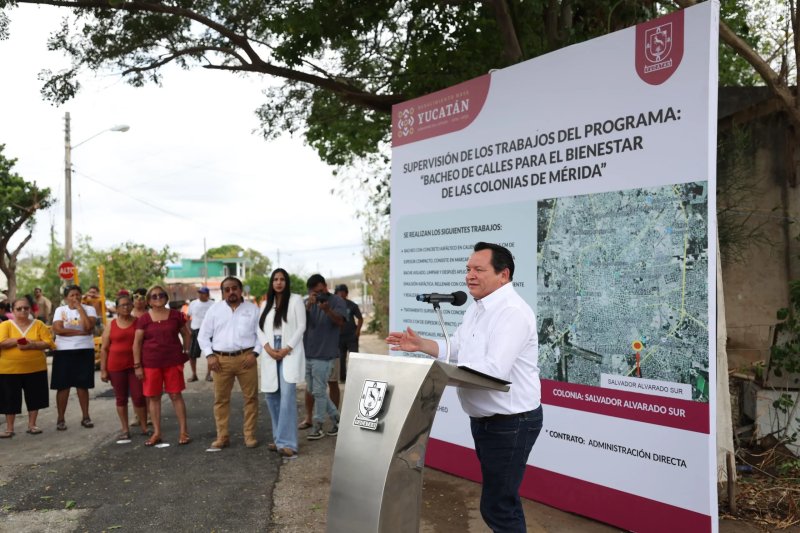 Llevan Plan Bienestar al sur de Mérida para pavimentar calles