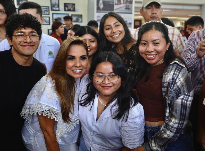 Mara Lezama anuncia becas universitarias para empoderar a las mujeres
