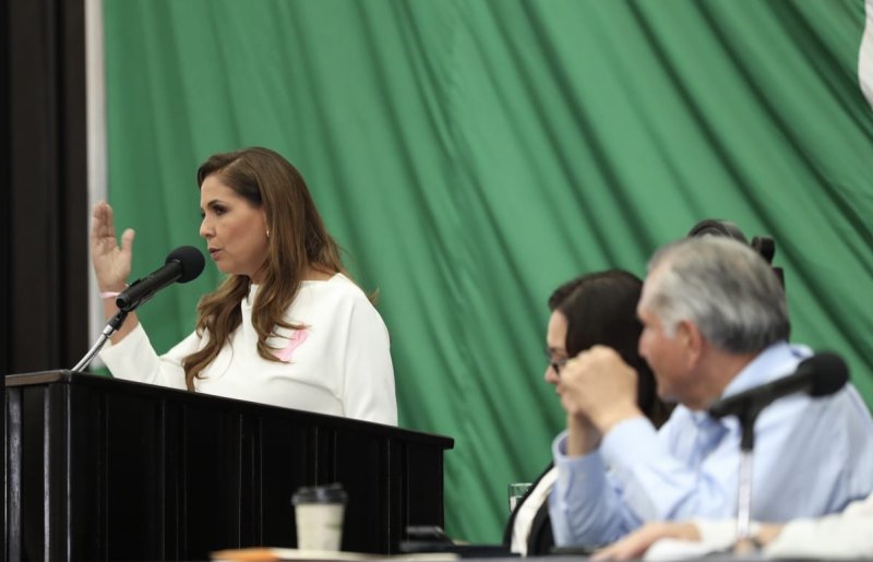 Mensaje de la gobernadora Mara Lezama durante el Foro: “Participación de Fuerzas Armadas en Seguridad Pública” en la salón de sesiones del Congreso del Estado en Chetumal.