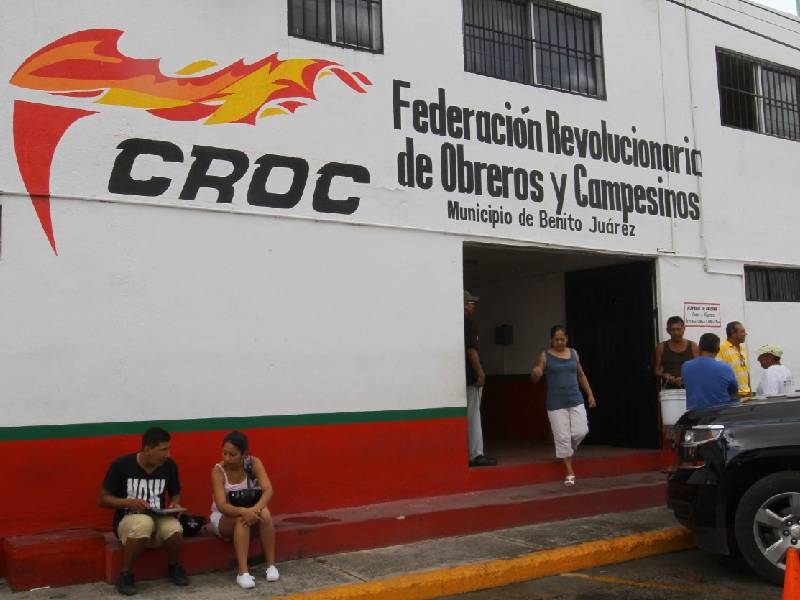Mudan los contratos colectivos de trabajo