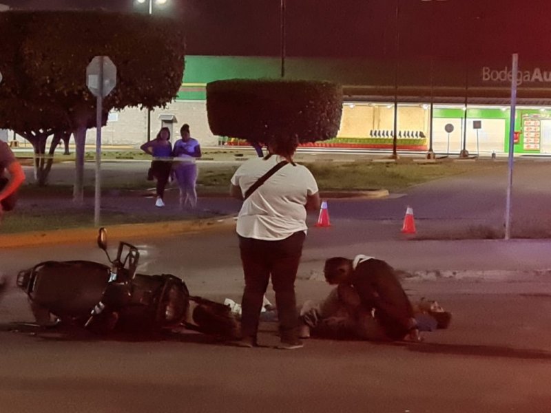 Muere hombre tras caer de moto en Cancún; investigan posibles disparos