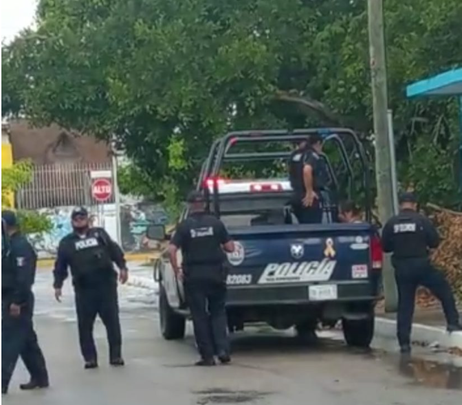 mujer alcoholizada maltrata y empuja a su hijo menor de 6 años y cae por las escaleras