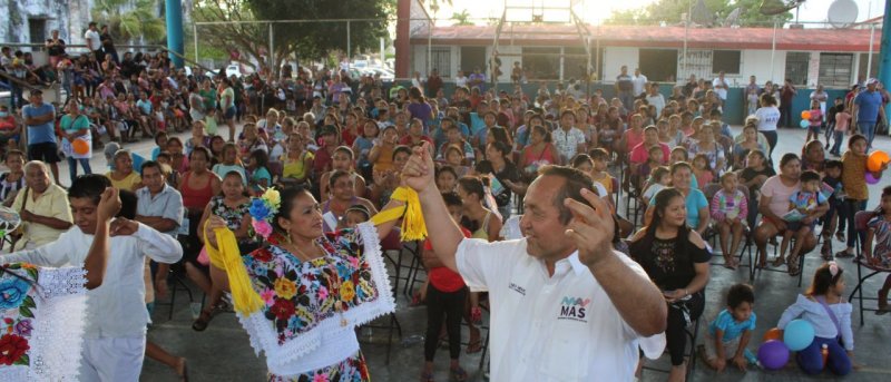 Ninguna familia quintanarroense pasará hambre y carencia en salud: Nivardo Mena