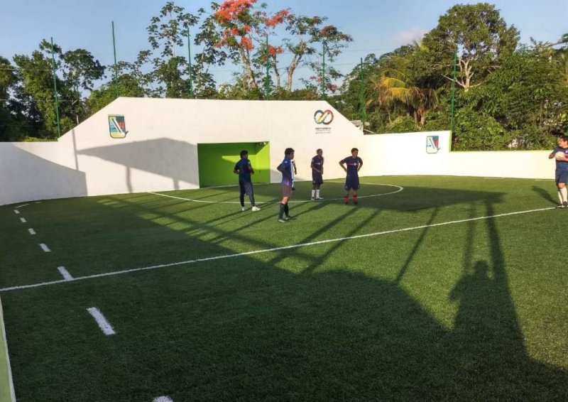 Ofrecen en Puerto Morelos instalaciones deportivas para Leona Vicario