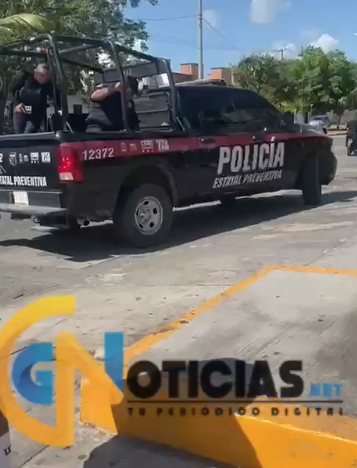 Operativo policial frustra intento de robo a Oxxo en Cancún