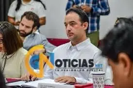 Pablo Gutiérrez impulsa licencias en zonas irregulares de Bonfil sin sustento legal