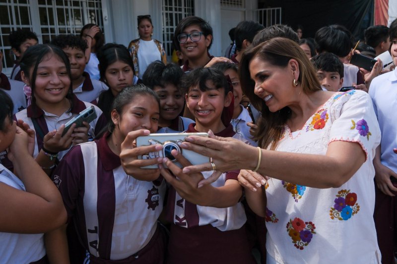 Para abatir rezagos, Mara Lezama anuncia domo para secundaria “IKAL” en beneficio de 900 estudiantes de Cancún