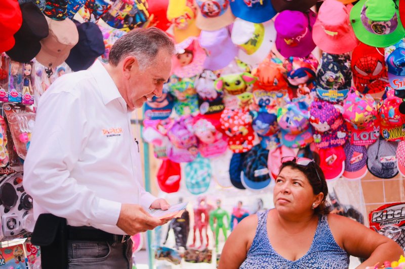 PLANTEA EL DR. PECH LA FORMA COMO ATACARÁ LOS ABUSOS DE AGUAKÁN Y LAS INVASIONES Y REZAGO DE VIVIENDA QUE PADECE QUINTANA ROO