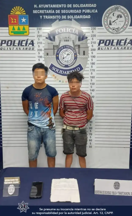 policías municipales aseguraron a dos personas por el posible delito de extorsión al ser señaladas de querer cobrar derecho de piso en un negocio ubicado sobre la avenida 10.