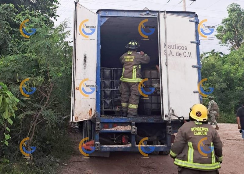 Policías y marinos detectaron una toma clandestina de combustible cerca de la subestación de la Comisión Federal de Electricidad de la supermanzana 307. Hay dos detenidos.