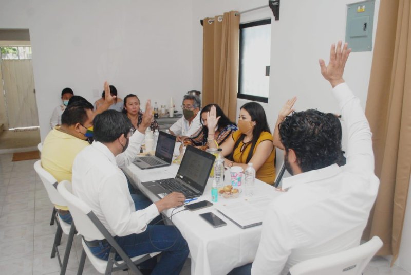 Por unanimidad, Víctor Mas y Sofía Alcocer, candidatos en Tulum y José María Morelos, del PRD