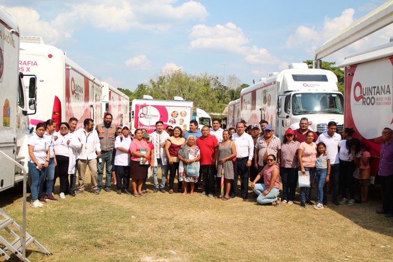 Presidente municipal Erik Borges Yam inaugura caravanas de la salud, agradece a la gobernadora Mara Lezama Espinosa.