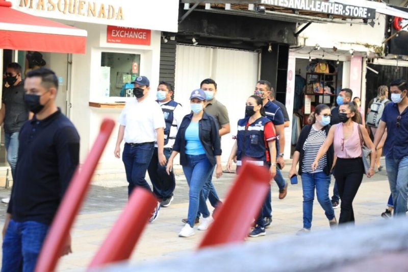 Quinta Avenida vuelve a relucir en esta semana santa