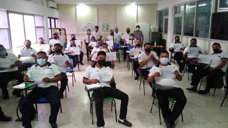 Reactivan cursos de capacitación para socios de nuevo ingreso en el Sindicato de Taxistas “Andrés Quintana Roo”