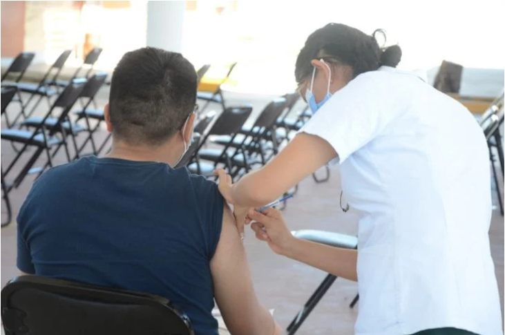 <a href="https://www.lajornadamaya.mx/quintana-roo/197911/reanudan-vacunacion-de-adolescentes-de-12-a-14-anos-en-quintana-roo#">Reanudan vacunación de adolescentes de 12 a 14 años en QRoo</a>