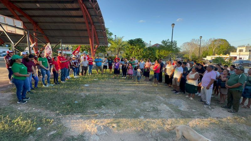 Recibe colonia “Miguel Borge Martín” con los brazos abiertos a Nivardo Mena