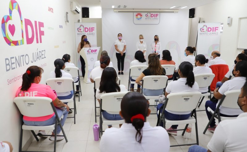 RECIBE DIF CAPACITACIÓN EN MATERIA DE TRATA DE PERSONAS Y ACOSO ESCOLAR.