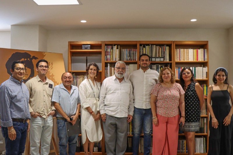Recibe Gobierno del estado importante donación deacervo bibliográfico especializado