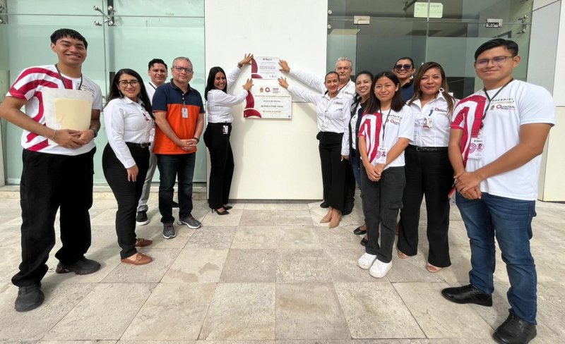 Recibe SEDE distintivo del Programa Excelencia en el Servicio Público