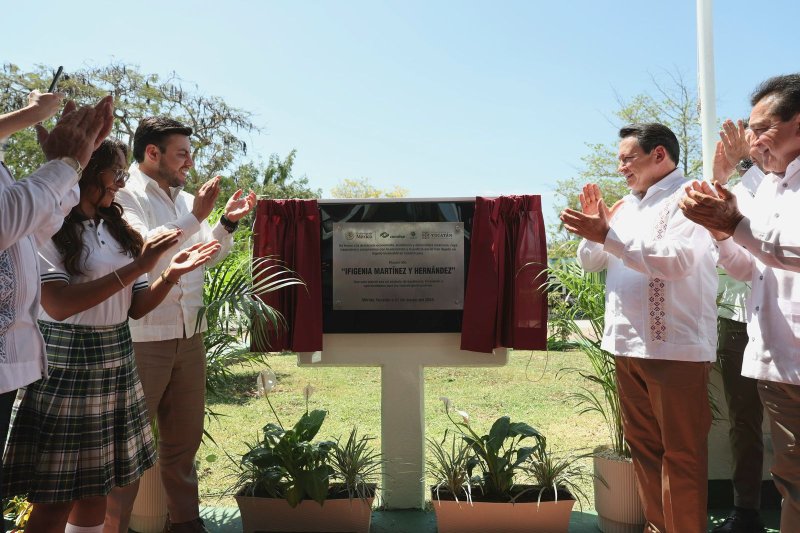 Reciben Planteles del Conalep Yucatán nuevos nombres históricos