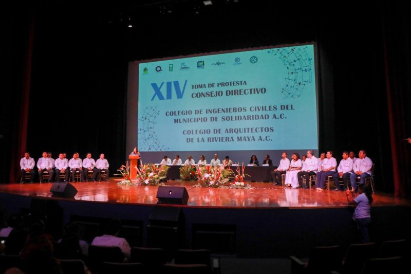 Reconoce Lili Campos labor de colegios de arquitectos e ingenieros