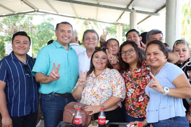 Renán Barrera y el Sector Magisterial sumarán esfuerzos para cuidar a Yucatán
