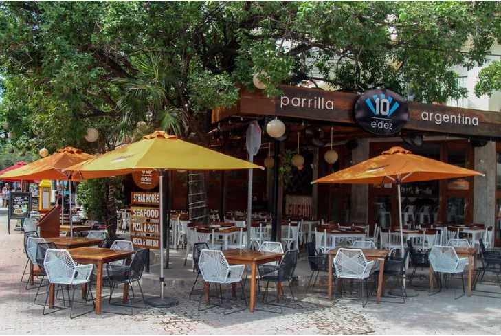 <a href="https://www.lajornadamaya.mx/quintana-roo/197929/restauranteros-de-quintana-roo-incrementaron-ventas-30-por-ciento-por-el-dia-del-padre#">Restauranteros de QRoo incrementaron ventas 30 por ciento por el Día del Padre</a>