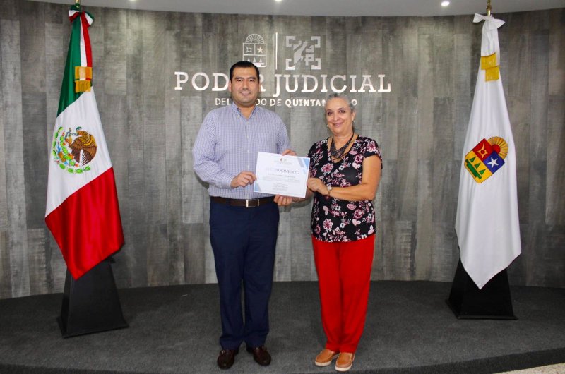 Se capacita personal de la Defensoría Pública en energía positiva