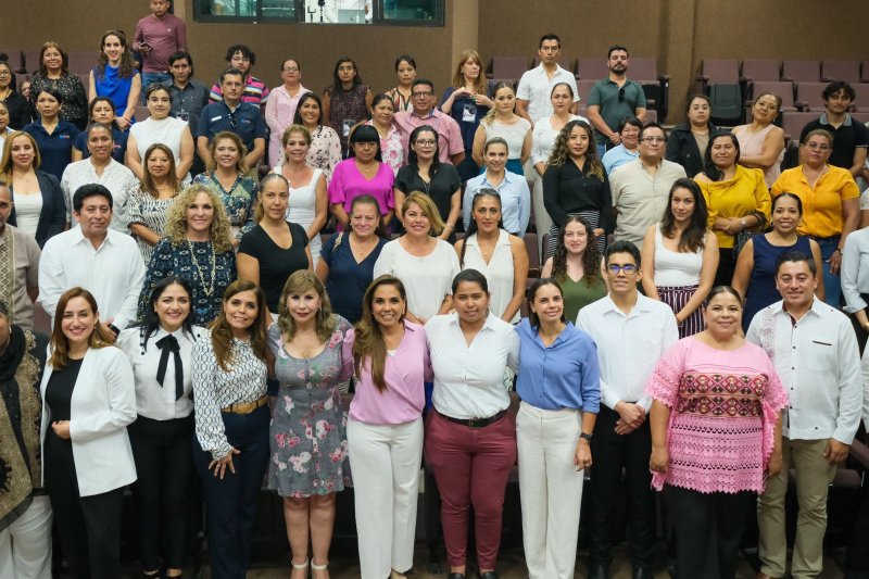 Se inaugura foro “La Mujer y la Innovación en la Tecnología”