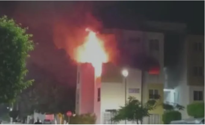 Se incendia departamento en la región 249 de Cancún