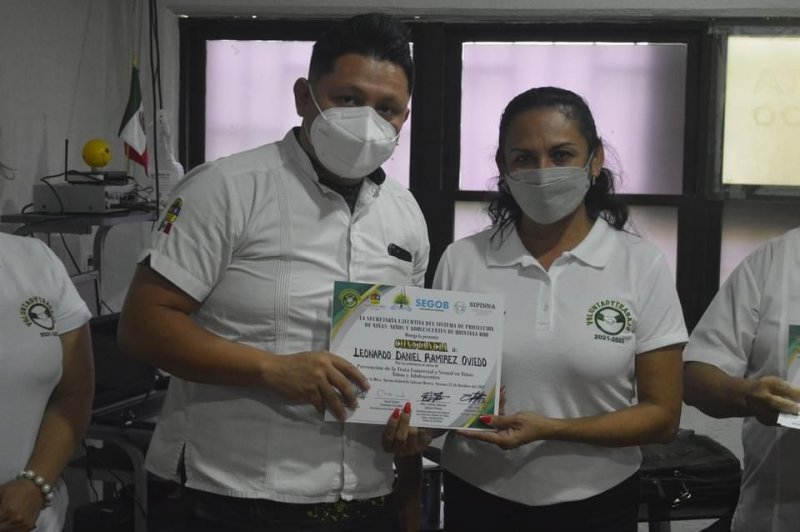 SE SUMAN TAXISTAS DE CANCÚN A LA LUCHA CONTRA LA TRATA DE MENORES