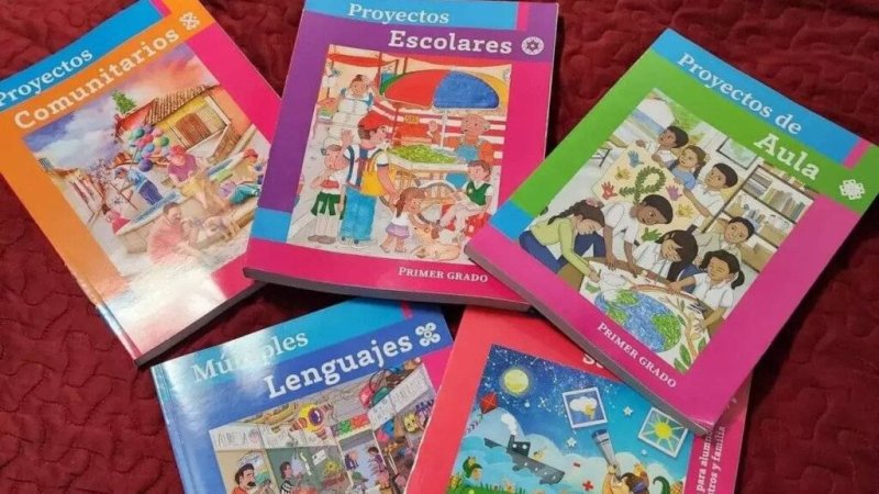 SENTE en Q.Roo a favor de los nuevos libros de texto en en el estado.