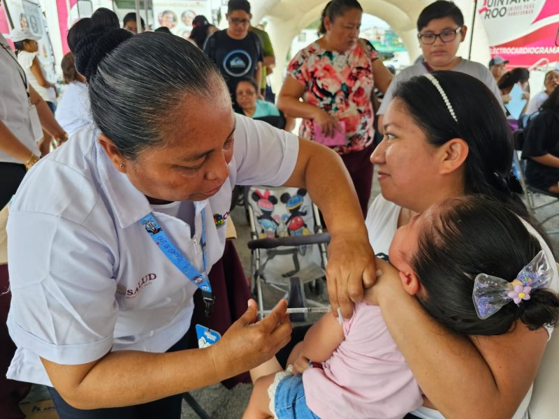 SESA reitera invitación a toda la población a vacunarse para prevenir enfermedades
