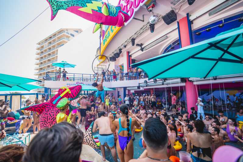 Sobre COCO BONGO BEACH PARTY…