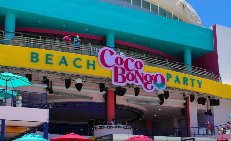 SOBRE COCO BONGO BEACH PARTY