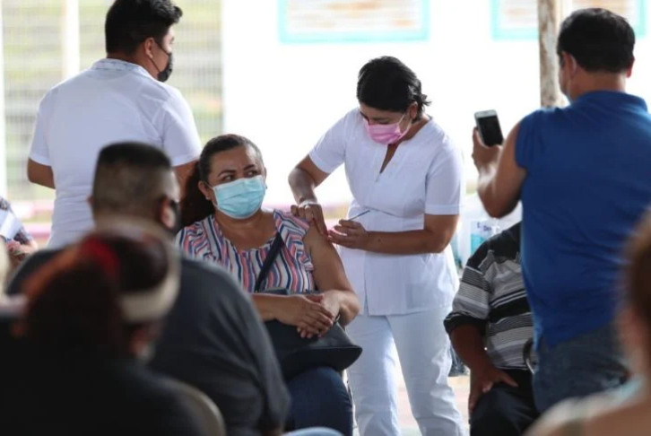 <a href="https://www.lajornadamaya.mx/quintana-roo/198225/supera-quintana-roo-los-2-mil-casos-de-covid-19-en-tres-dias#">Supera Quintana Roo los 2 mil casos de Covid-19 en tres días</a>