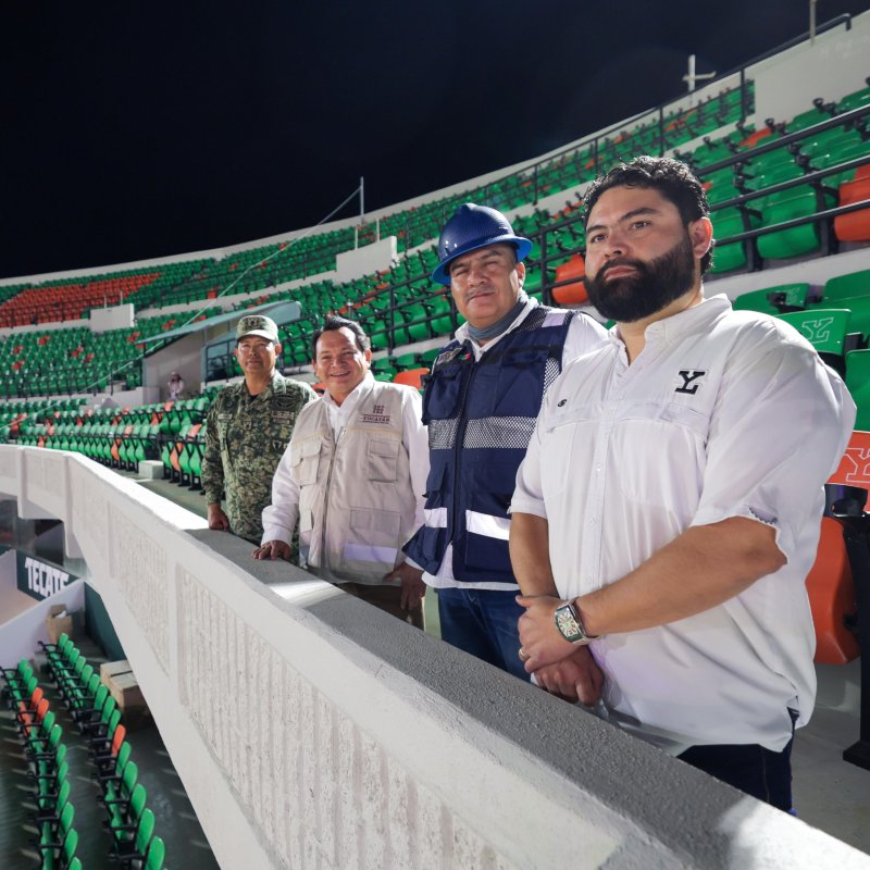 SUPERVISAN OBRAS DEL ESTADIO KUKULCÁN PREVIO A SU REAPERTURA