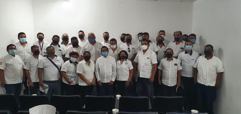 TALLER DE CONCIENTIZACIÓN Y SENSIBILIZACIÓN A TAXISTAS DE CANCÚN