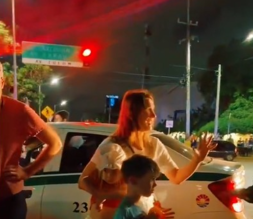 Taxistas agreden a familia de turistas en Cancún | Video