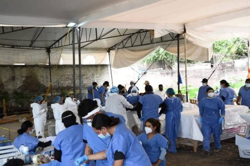 TERROR; HALLAN NARCOFOSA CON 60 CUERPOS ENTRE MUJERES, BEBÉS Y HOMBRES EN JOJUTLA, MORELOS