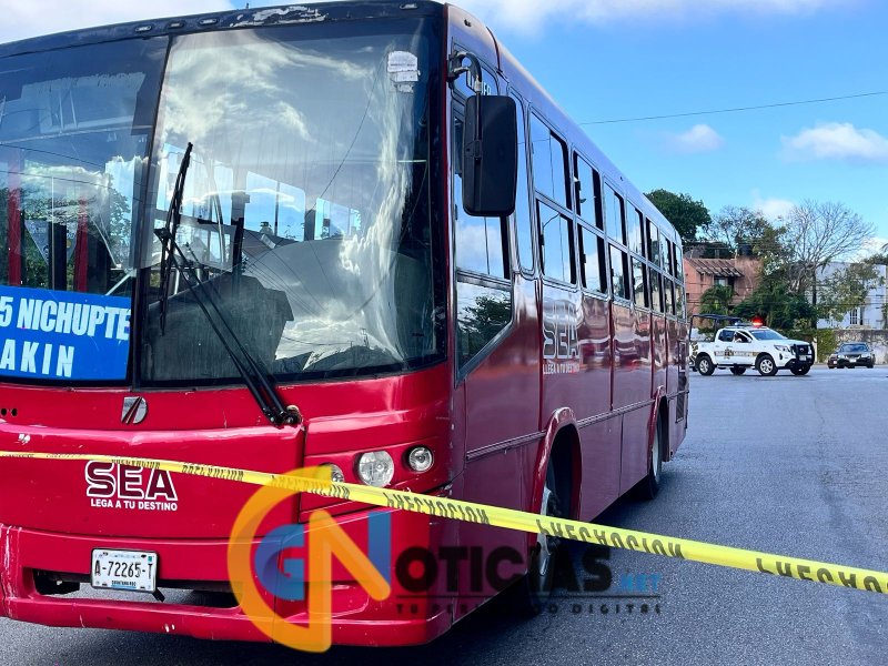 Trágico accidente en Cancún: Hombre pierde la vida tras ser embestido por camión del transporte público
