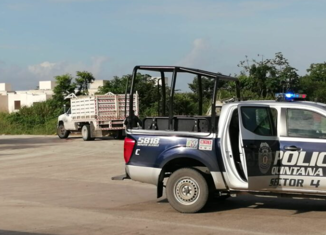 Tras choque sujeto balea a conductor en Cancún