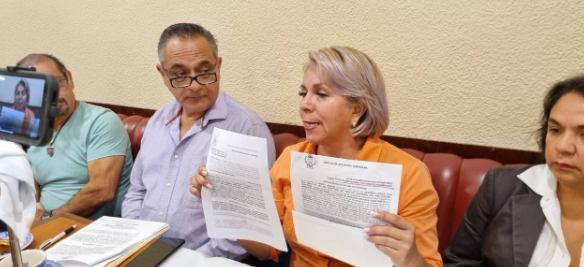 Turistas en Cancún temen por sus vidas ante asaltos de taxistas a unidades de Uber