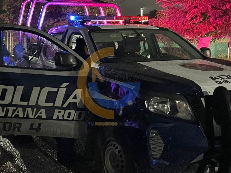 Un individuo llevaba en las manos un ramo de rosas, posiblemente para su pareja sentimental, pero antes de que llegara a su destino fue ejecutado por un sujeto armado, en la región 102.